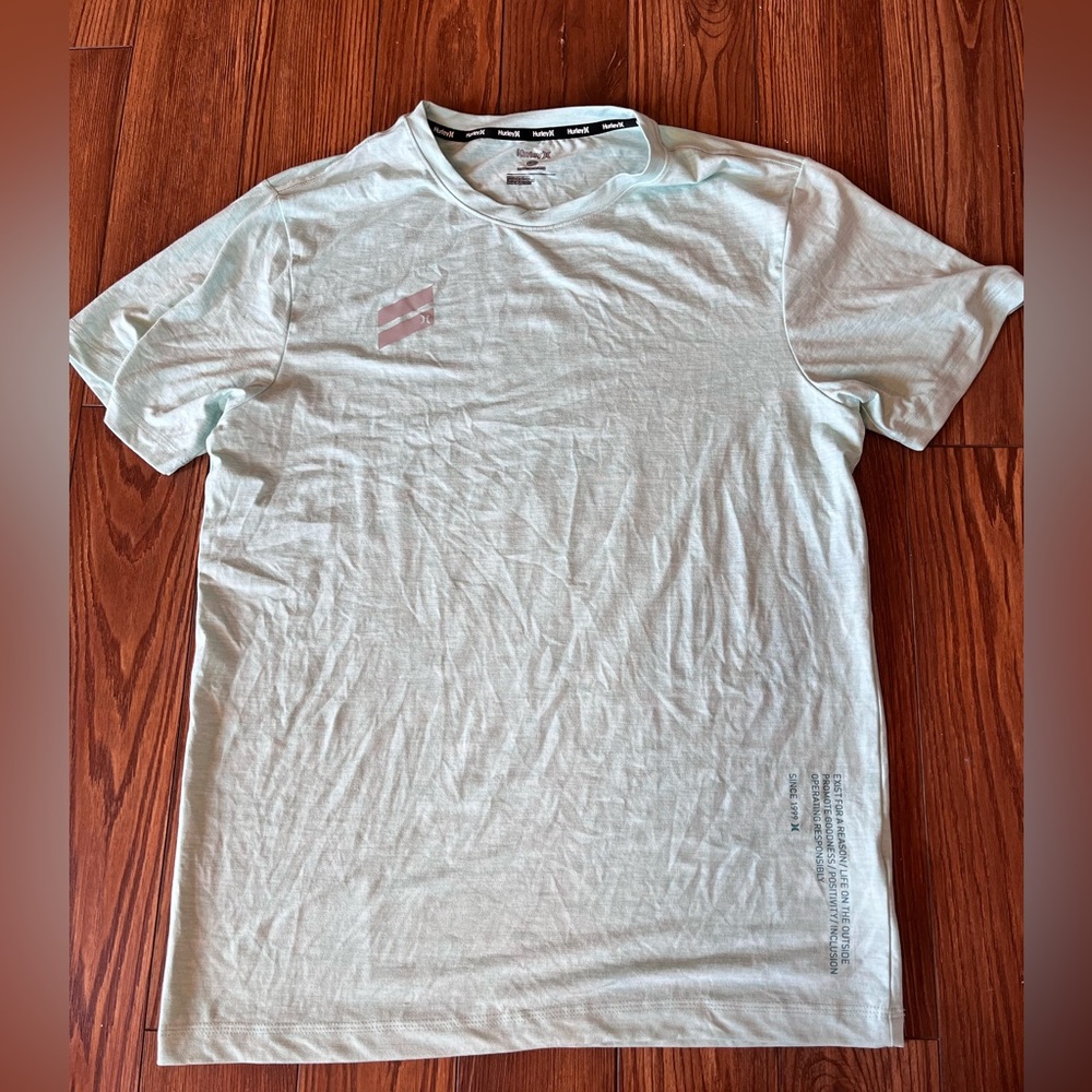 Hurley T-shirt